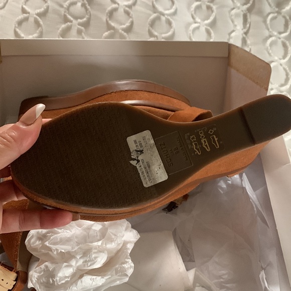 Beautiful pair wedges 4” wedge they were worn once. Suede material - Picture 2 of 3